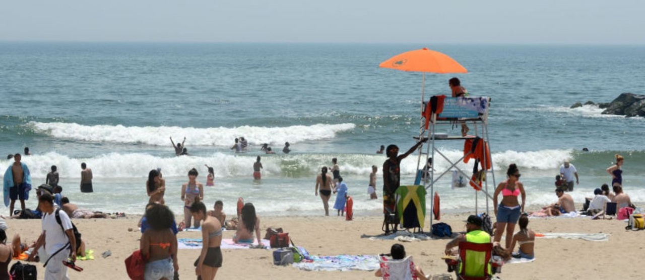 Rockaway Beach Day Guide 1380X600px