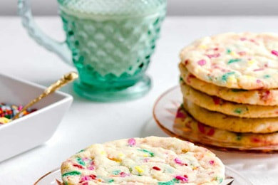 Sprinklecookiesoncoolingrack 1000X666 (2)