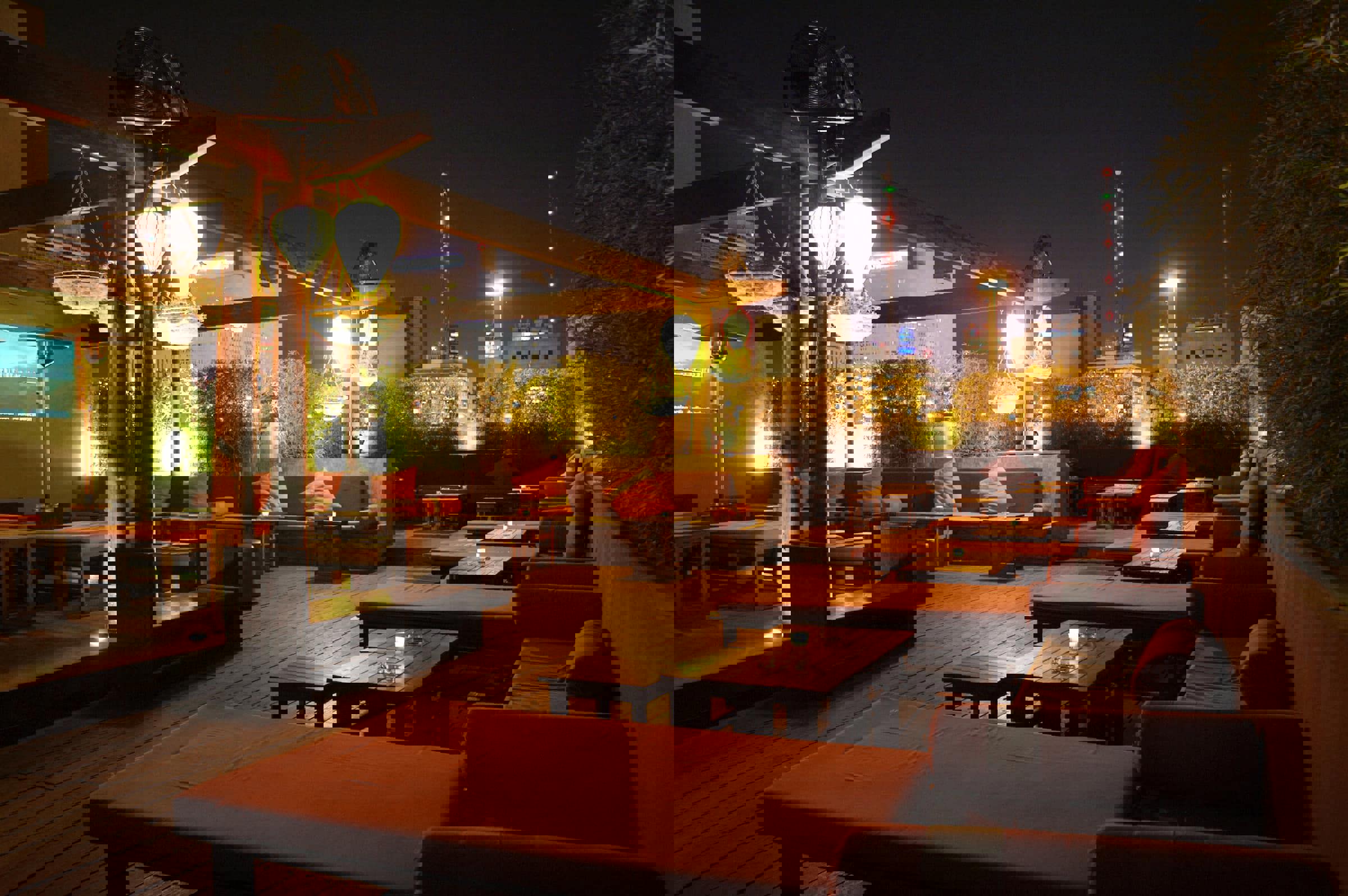 Brands People En U6xqnbsg Unsplash 1 (1)